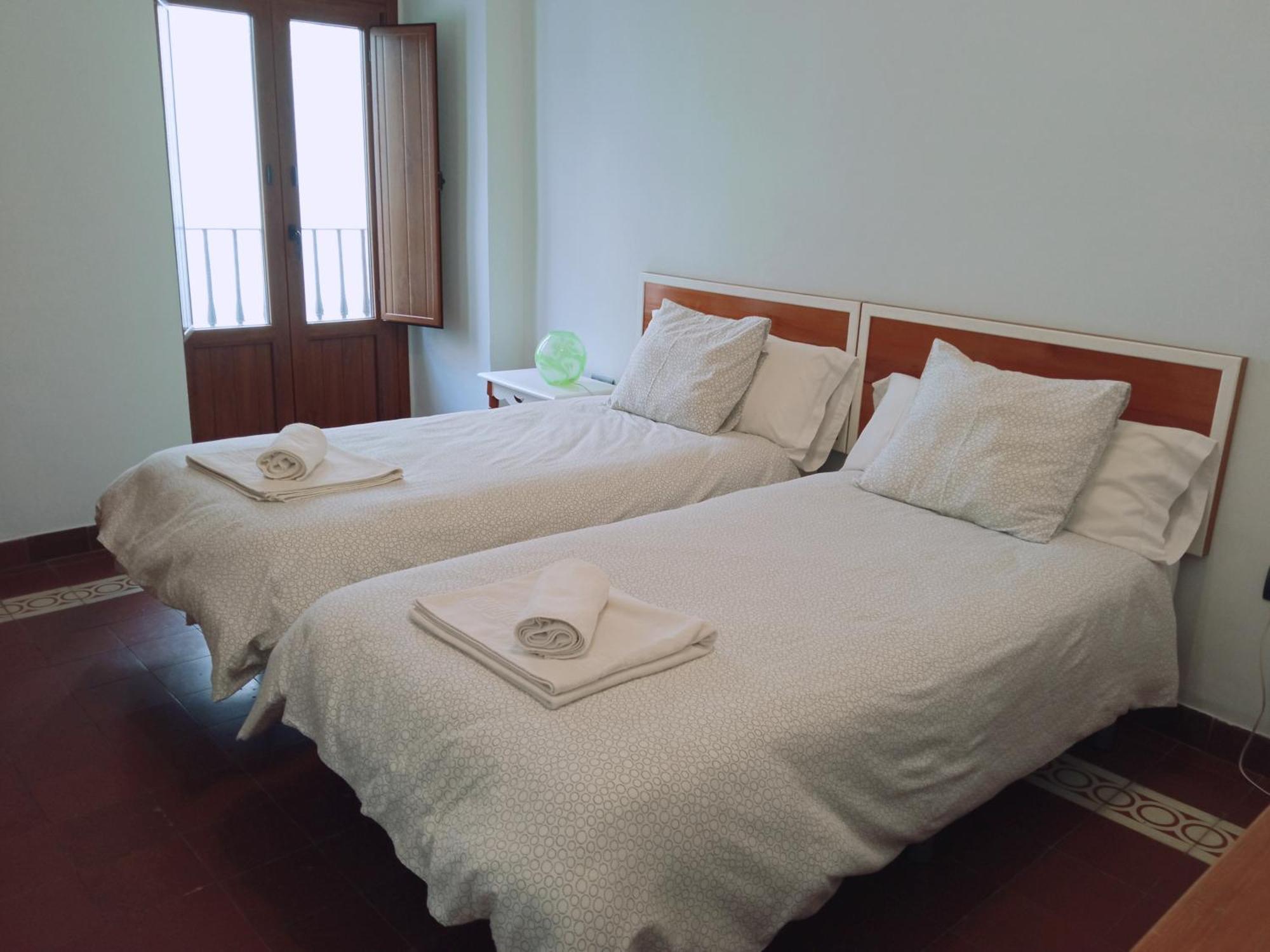 Apto La Almena 2 Junto A Plaza Mayor,2 Habitaciones,Parking Gratuito Caces Kültér fotó